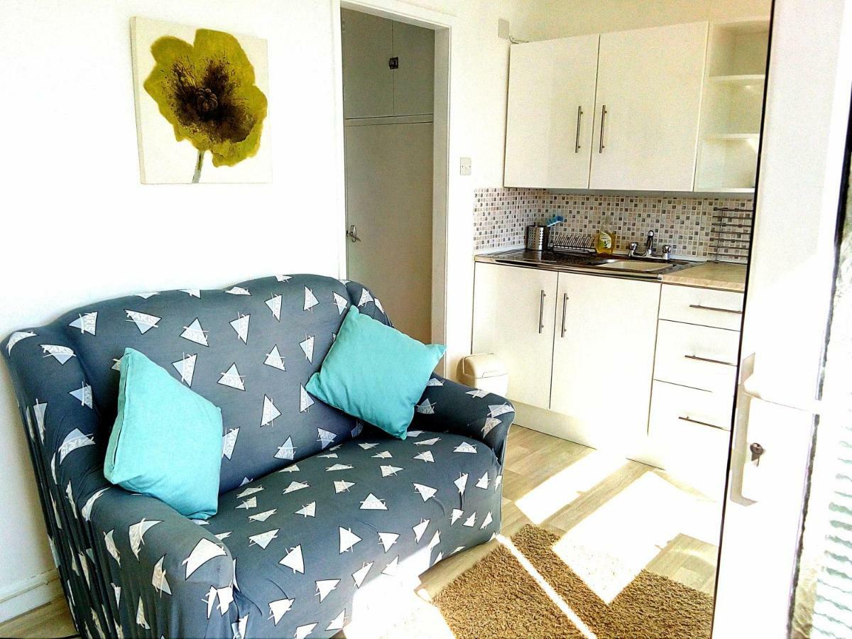 Chalet For Two - Dartmouth Extérieur photo