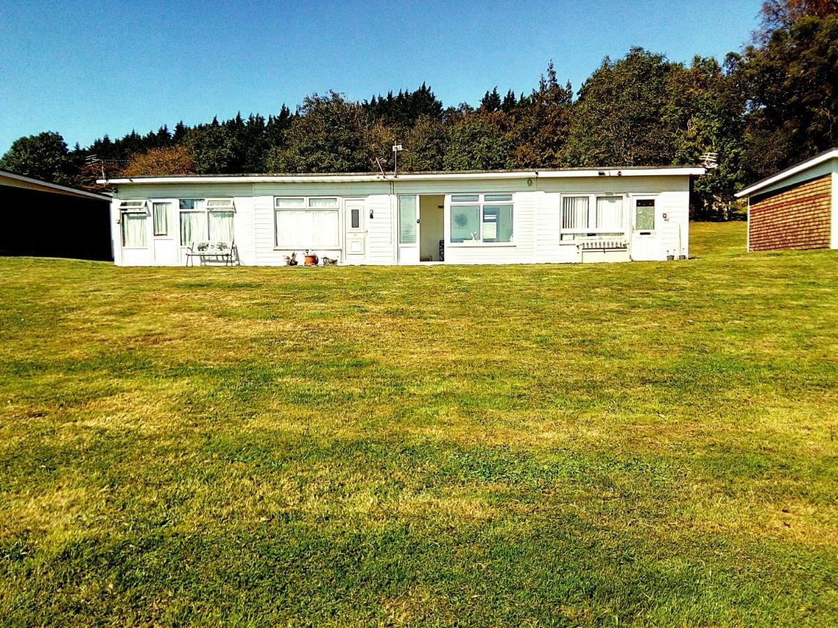 Chalet For Two - Dartmouth Extérieur photo